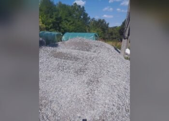 У Лісовичах відремонтували вулицю Гребенка матеріалом місцевої жительки