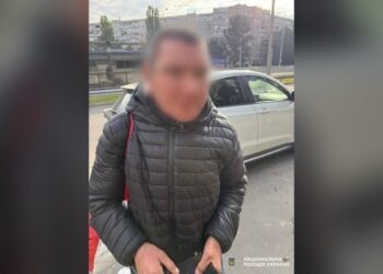 У Білоцерківському районі чоловіка підозрюють у побитті та ув'язненні знайомого